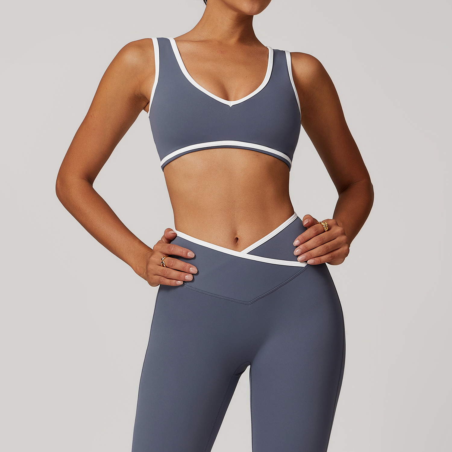 V-Neck Sports Bra Women Top Pu - Yoga Fitness Body recensione e prezzo